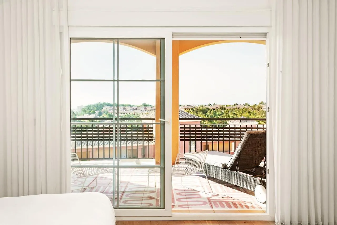 Ama Islantilla Resort 4*,